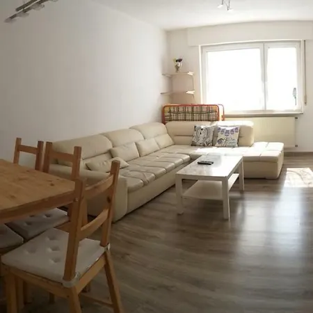 In 8 * Stuttgart